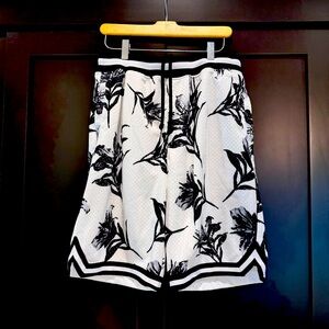 NWT Men’s Medium CSG athletic basketball shorts